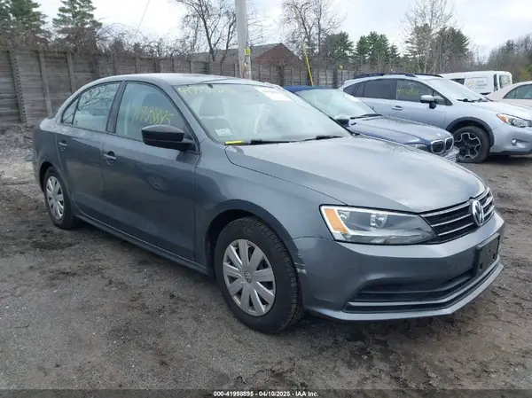 3VW267AJXGM411479 2016 VOLKSWAGEN JETTA - Image 1