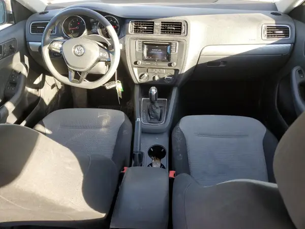 3VW2B7AJ0HM201373 2017 VOLKSWAGEN JETTA - Image 8