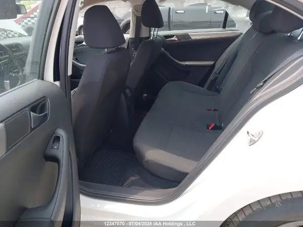 3VW2B7AJ0HM204256 2017 VOLKSWAGEN JETTA - Image 8