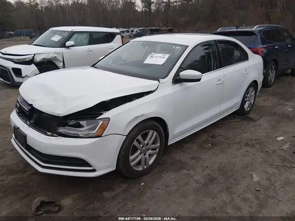 3VW2B7AJ0HM207898 2017 VOLKSWAGEN JETTA - Image 2