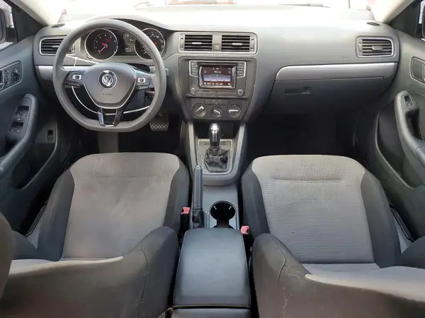 3VW2B7AJ0HM211983 2017 VOLKSWAGEN JETTA - Image 8