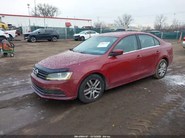 3VW2B7AJ0HM222451 2017 VOLKSWAGEN JETTA - Image 2