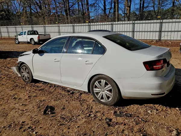 3VW2B7AJ0HM224037 2017 VOLKSWAGEN JETTA - Image 2