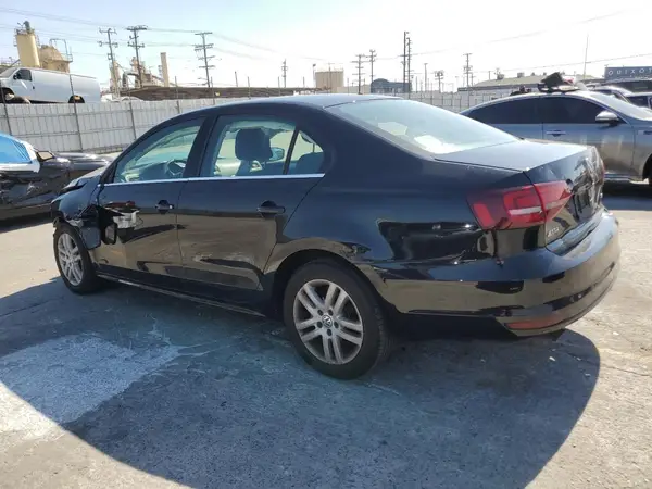 3VW2B7AJ0HM227018 2017 VOLKSWAGEN JETTA - Image 2