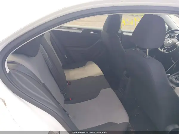 3VW2B7AJ0HM235698 2017 VOLKSWAGEN JETTA - Image 8