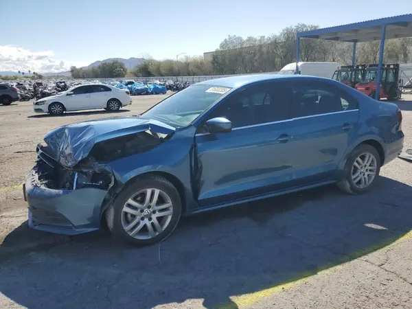 3VW2B7AJ0HM240013 2017 VOLKSWAGEN JETTA - Image 1