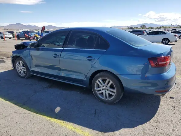 3VW2B7AJ0HM240013 2017 VOLKSWAGEN JETTA - Image 2