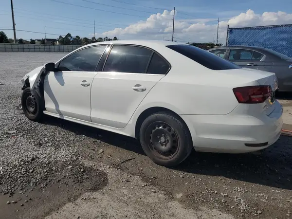 3VW2B7AJ0HM242988 2017 VOLKSWAGEN JETTA - Image 2