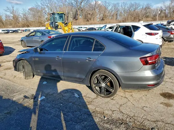 3VW2B7AJ0HM252985 2017 VOLKSWAGEN JETTA - Image 2