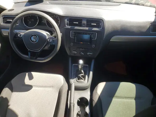 3VW2B7AJ0HM256258 2017 VOLKSWAGEN JETTA - Image 8