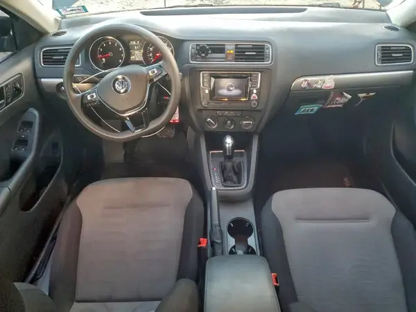 3VW2B7AJ0HM268877 2017 VOLKSWAGEN JETTA - Image 8