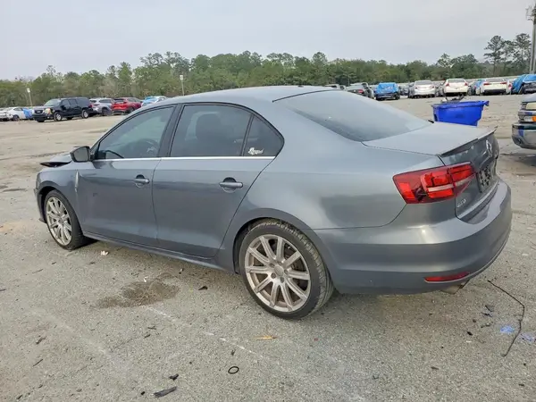 3VW2B7AJ0HM273545 2017 VOLKSWAGEN JETTA - Image 2