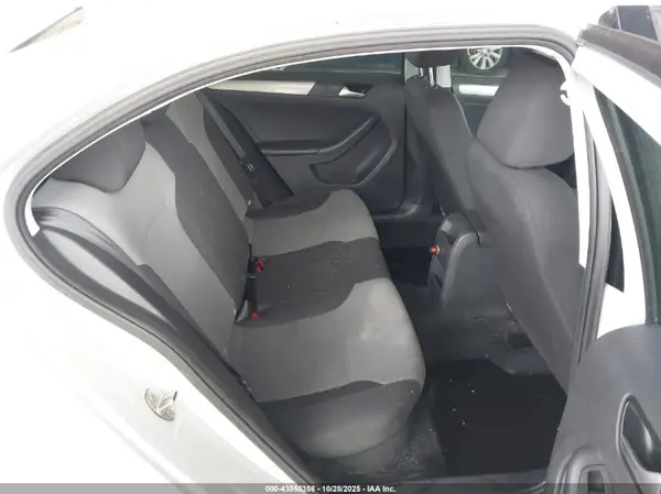 3VW2B7AJ0HM279717 2017 VOLKSWAGEN JETTA - Image 8