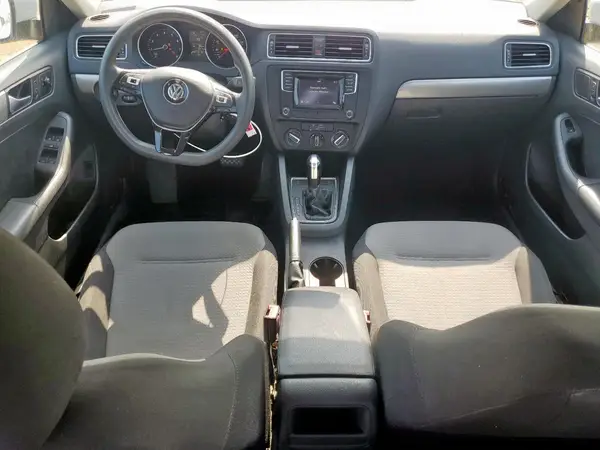 3VW2B7AJ0HM285131 2017 VOLKSWAGEN JETTA - Image 8