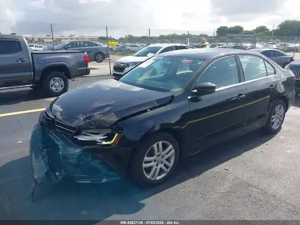 3VW2B7AJ0HM285436 2017 VOLKSWAGEN JETTA - Image 2