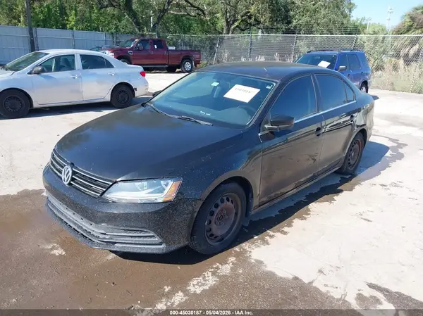 3VW2B7AJ0HM295173 2017 VOLKSWAGEN JETTA - Image 2