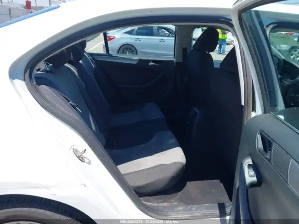3VW2B7AJ0HM295254 2017 VOLKSWAGEN JETTA - Image 8