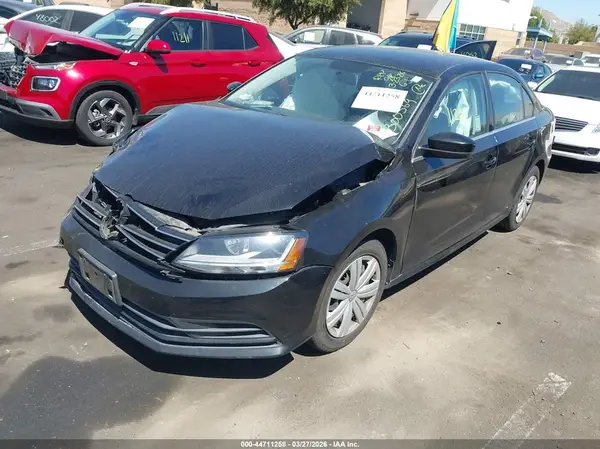 3VW2B7AJ0HM300369 2017 VOLKSWAGEN JETTA - Image 2