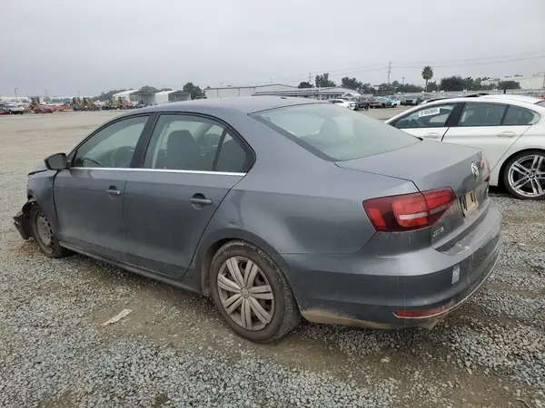 3VW2B7AJ0HM306768 2017 VOLKSWAGEN JETTA - Image 2