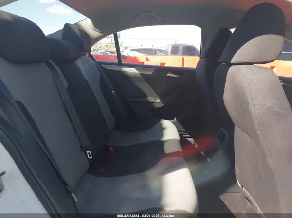 3VW2B7AJ0HM309217 2017 VOLKSWAGEN JETTA - Image 8