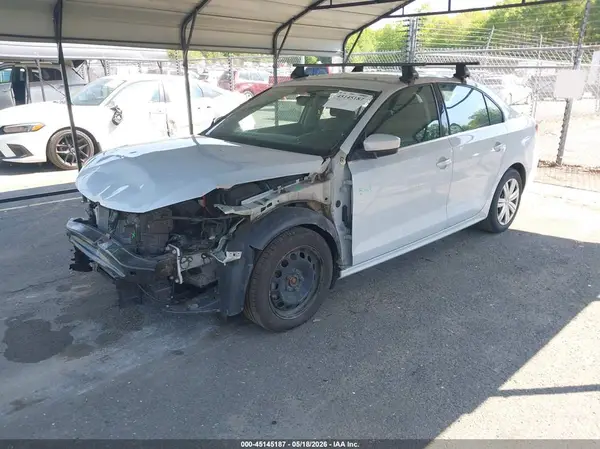 3VW2B7AJ0HM316801 2017 VOLKSWAGEN JETTA - Image 2