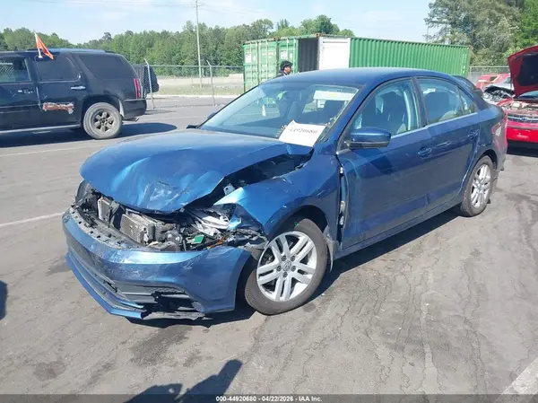 3VW2B7AJ0HM322727 2017 VOLKSWAGEN JETTA - Image 2