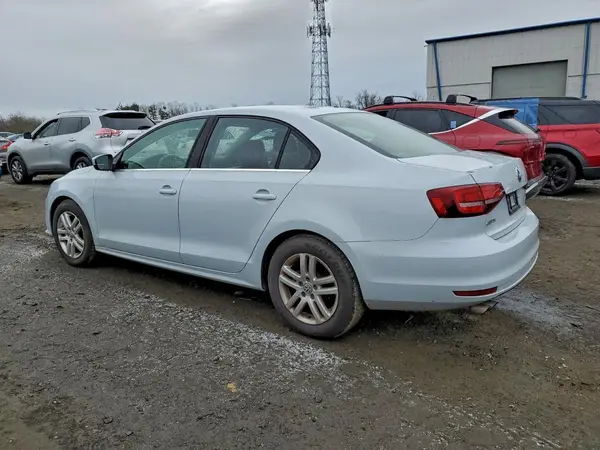 3VW2B7AJ0HM324445 2017 VOLKSWAGEN JETTA - Image 2