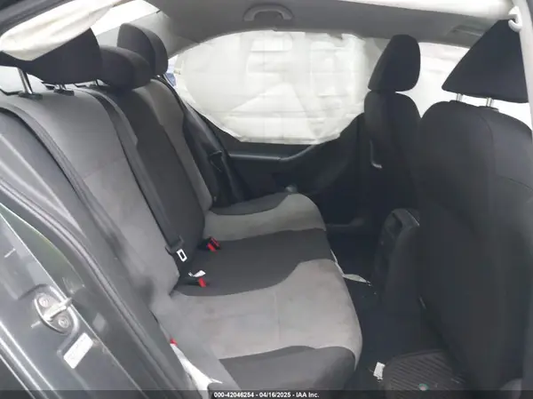 3VW2B7AJ0HM325062 2017 VOLKSWAGEN JETTA - Image 8