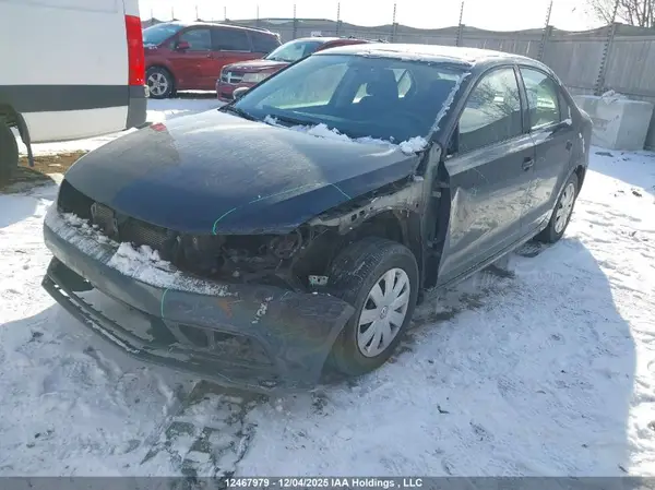 3VW2B7AJ0HM325899 2017 VOLKSWAGEN JETTA - Image 2
