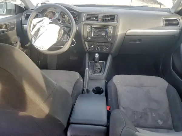 3VW2B7AJ0HM330357 2017 VOLKSWAGEN JETTA - Image 8