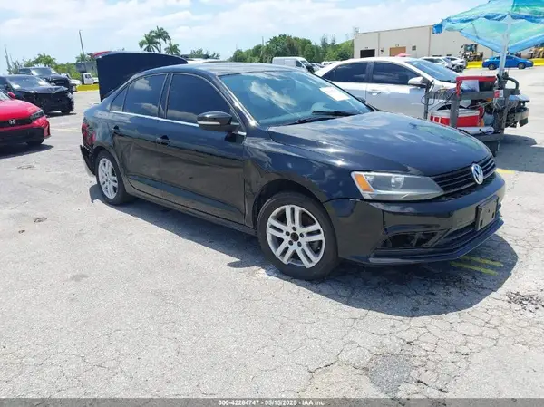 3VW2B7AJ0HM334361 2017 VOLKSWAGEN JETTA - Image 1