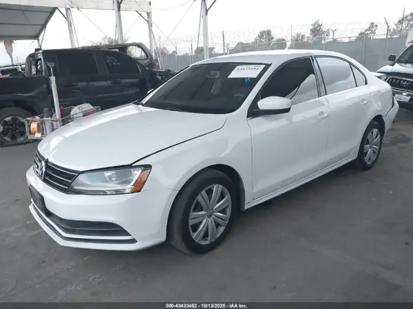 3VW2B7AJ0HM339835 2017 VOLKSWAGEN JETTA - Image 2
