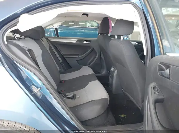 3VW2B7AJ0HM341942 2017 VOLKSWAGEN JETTA - Image 8