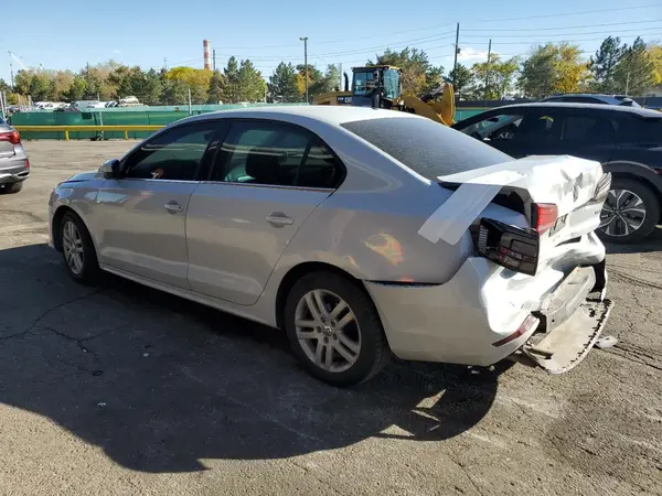 3VW2B7AJ0HM343576 2017 VOLKSWAGEN JETTA - Image 2