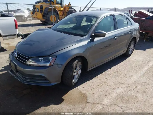 3VW2B7AJ0HM344680 2017 VOLKSWAGEN JETTA - Image 2