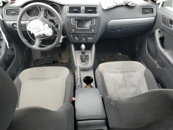 3VW2B7AJ0HM347188 2017 VOLKSWAGEN JETTA - Image 8