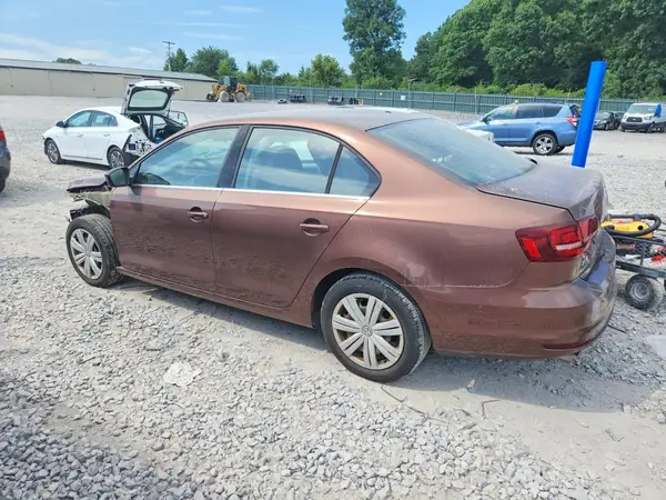 3VW2B7AJ0HM372091 2017 VOLKSWAGEN JETTA - Image 2