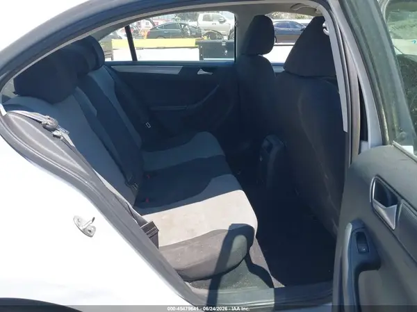 3VW2B7AJ0HM377033 2017 VOLKSWAGEN JETTA - Image 8