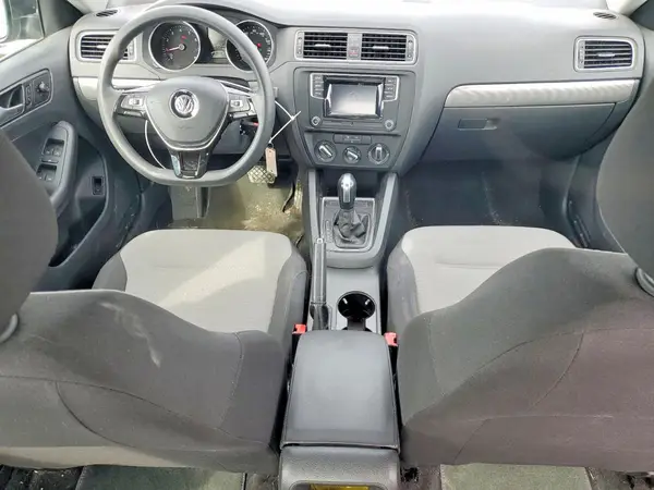 3VW2B7AJ0HM379932 2017 VOLKSWAGEN JETTA - Image 8