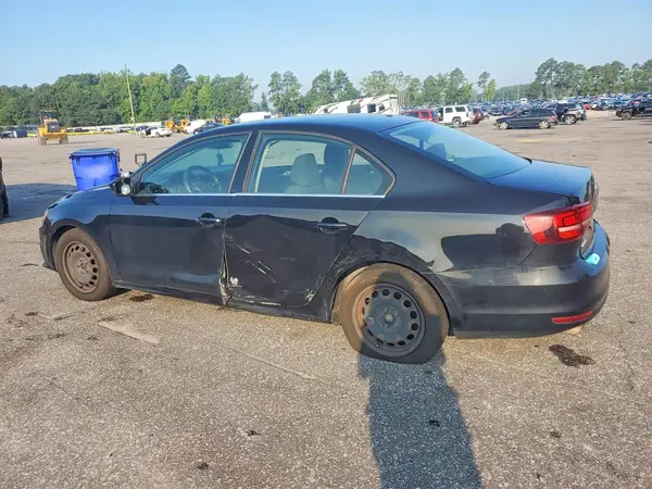 3VW2B7AJ0HM389568 2017 VOLKSWAGEN JETTA - Image 2