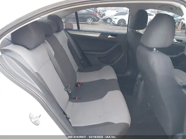 3VW2B7AJ0HM390624 2017 VOLKSWAGEN JETTA - Image 8