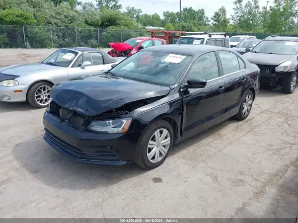 3VW2B7AJ0HM392017 2017 VOLKSWAGEN JETTA - Image 2