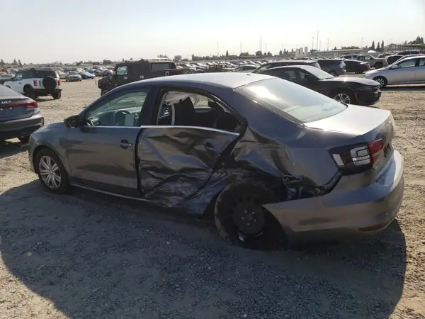 3VW2B7AJ0HM398948 2017 VOLKSWAGEN JETTA - Image 2