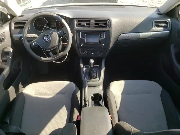 3VW2B7AJ0HM398948 2017 VOLKSWAGEN JETTA - Image 8