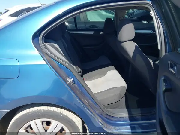 3VW2B7AJ0HM412878 2017 VOLKSWAGEN JETTA - Image 8