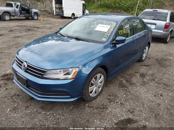 3VW2B7AJ0HM414002 2017 VOLKSWAGEN JETTA - Image 2