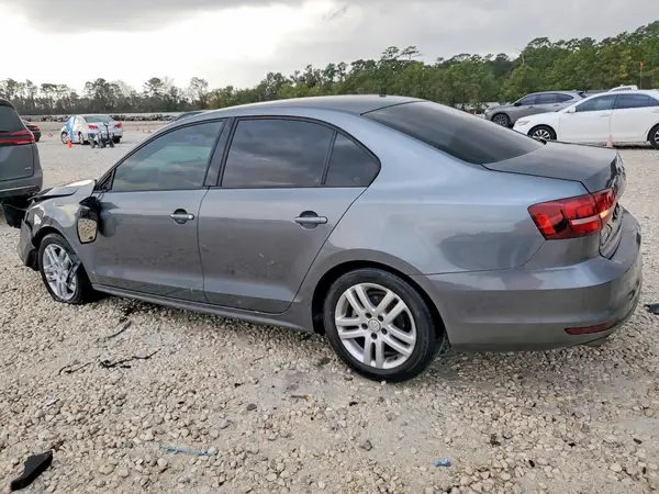 3VW2B7AJ0JM204361 2018 VOLKSWAGEN JETTA - Image 2
