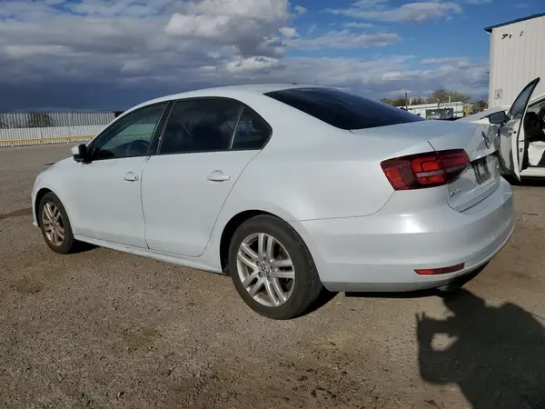 3VW2B7AJ0JM205848 2018 VOLKSWAGEN JETTA - Image 2