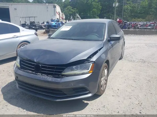 3VW2B7AJ0JM206692 2018 VOLKSWAGEN JETTA - Image 2