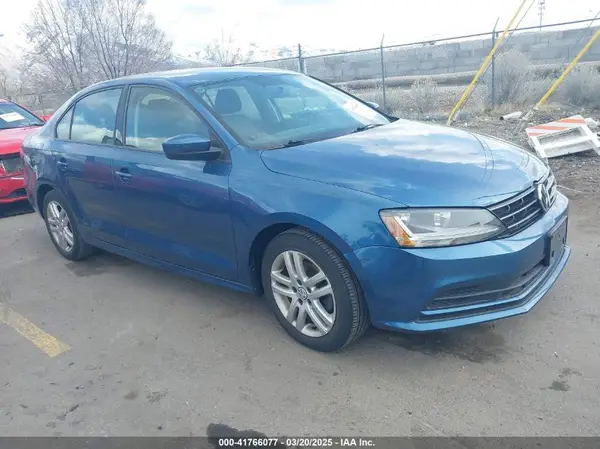 3VW2B7AJ0JM209768 2018 VOLKSWAGEN JETTA - Image 1